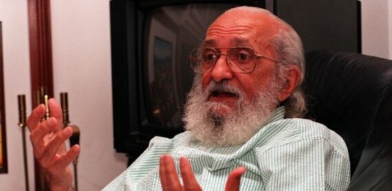 Paulo Freire’s Pedagogy of the Oppressed : Book Summary – The Educationist